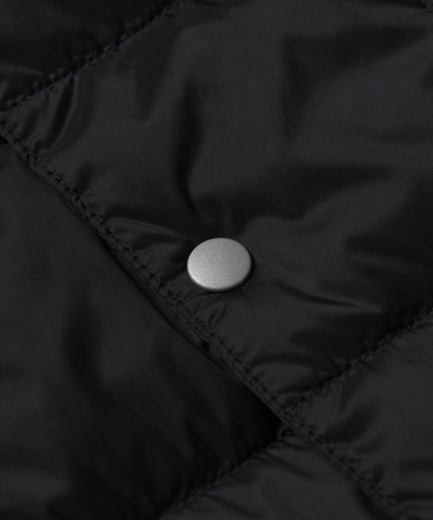 Taion 104 Crew Neck Button Down Jacket