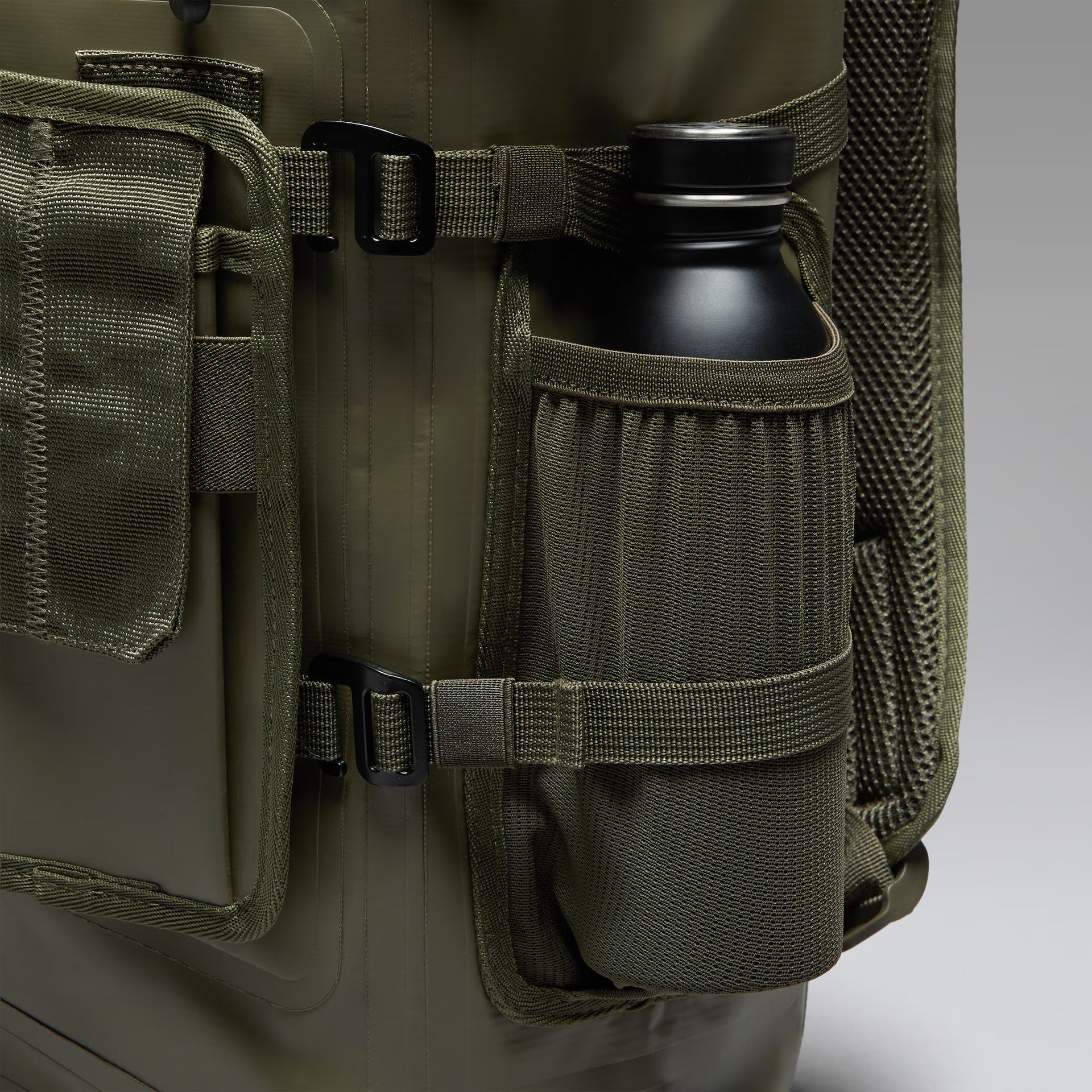 Oakley Reserve Tactical Dry Backpack