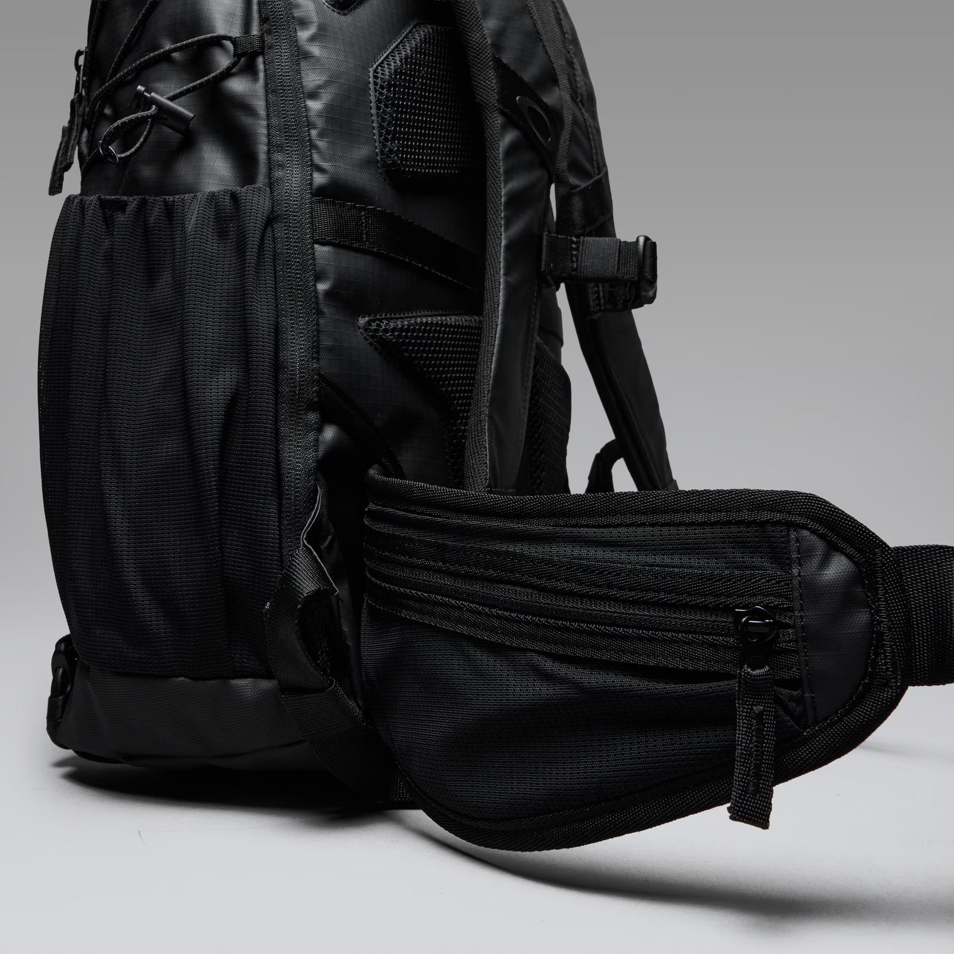 Oakley Terraquest 29L Backpack