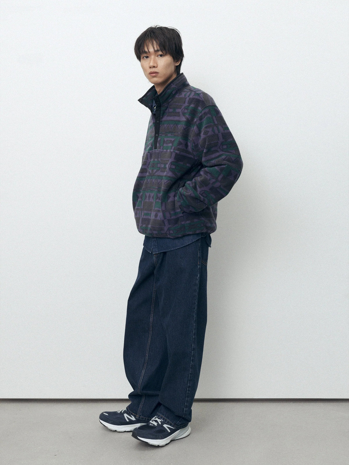 TINT Fleece Pullover