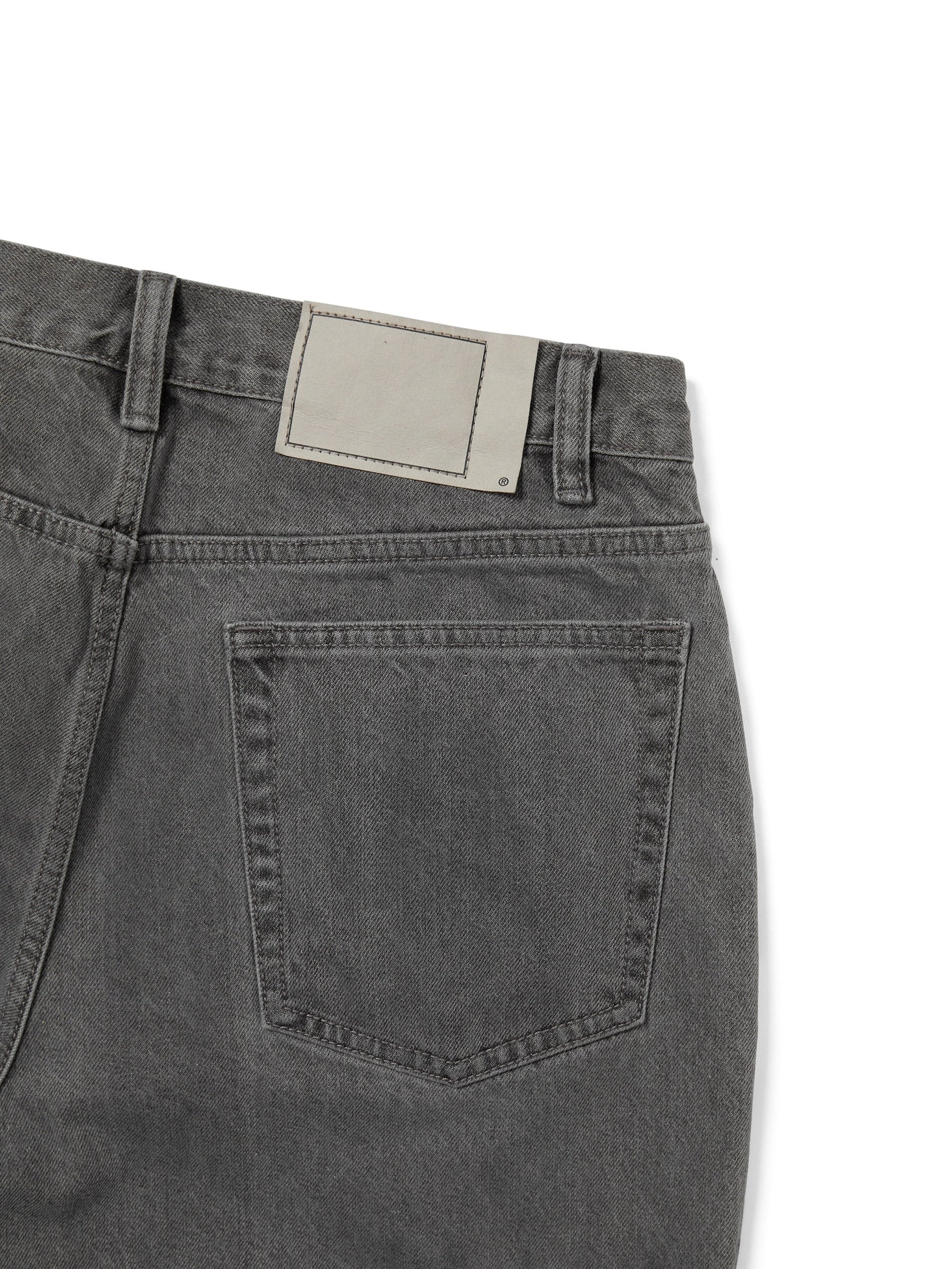TINT Loose Jeans