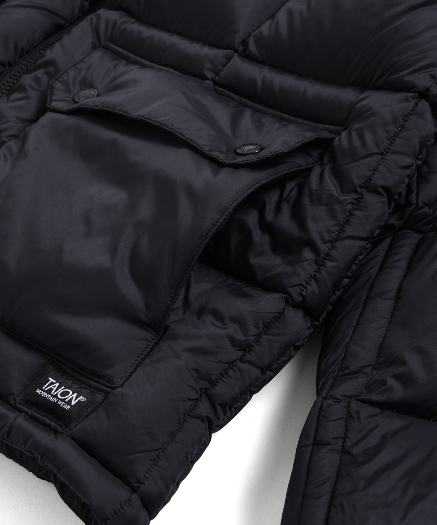 Taion 102 Mountain Packable Volume Jacket