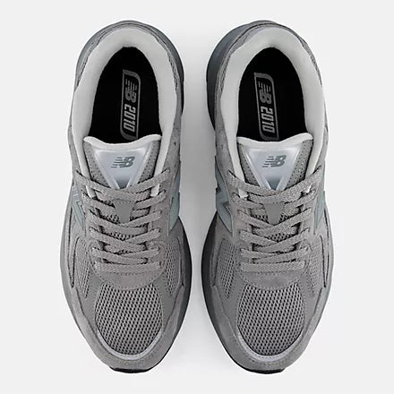 New Balance 2010