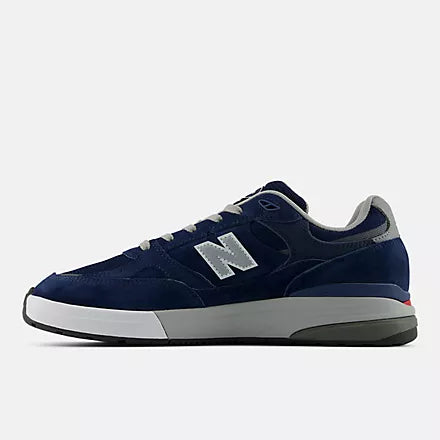 NB Numeric Andrew Reynolds 933LNV